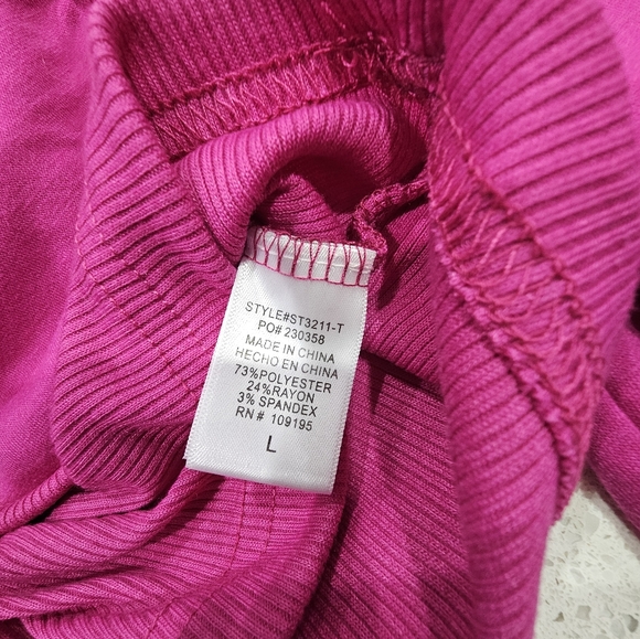 LOVE J CROP SWEATER - Picture 4 of 4